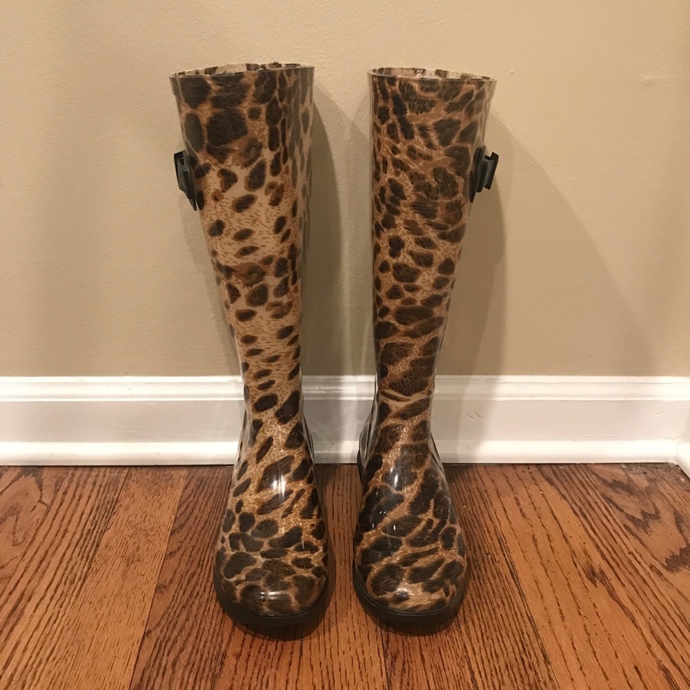 Charlotte Russe Leopard Print Rain boots